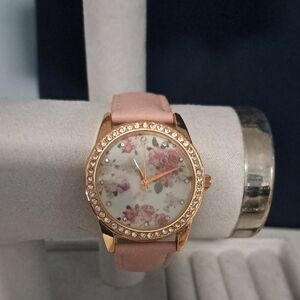 Elegant Pink Floral Women's Watch